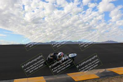 media/Sep-11-2022-SoCal Trackdays (Sun) [[81b7e951af]]/Bowl (820am)/